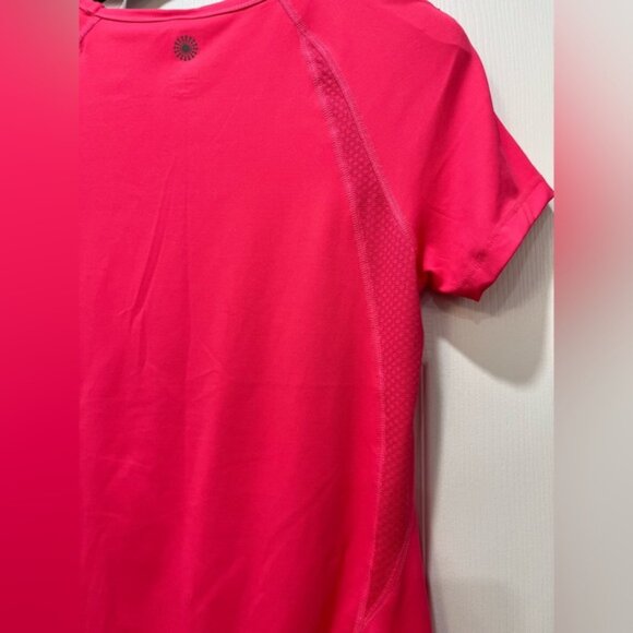 Pure NRG Hot Pink Athletic Tee Lightweight Sporty Size Medium Yoga Gym Core - Picture 4 of 5